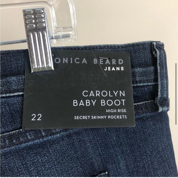 NWT Veronica beard Carolyn baby boot cut cropped jeans with red trim - Picture 6 of 8